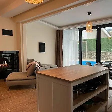 Perla Villa